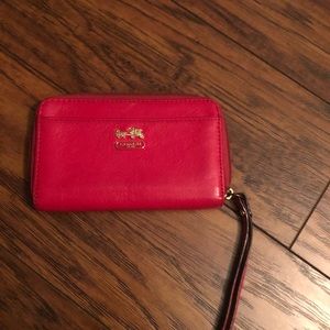 Coach wristlet wallet